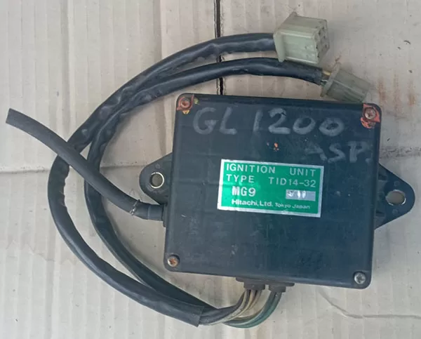 En este momento estás viendo Regulador de voltaje GL1200 – 30400- MG9-